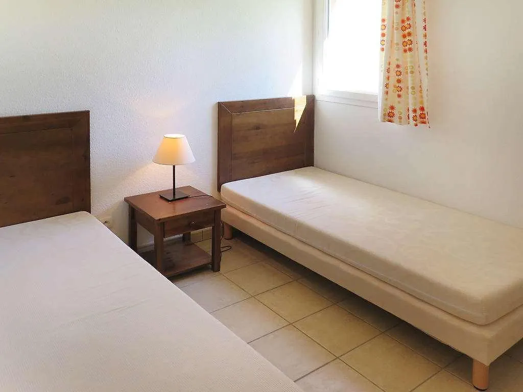 *** Tatil parkı Terres De France - Domaine De Claire Rive Otel Prayssac Fransa