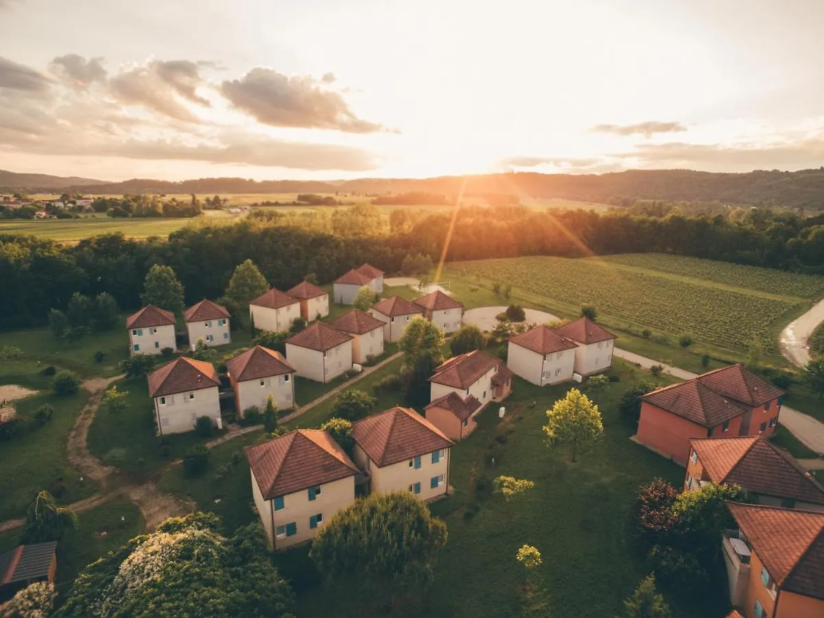 Terres De France - Domaine De Claire Rive Hotel Prayssac Holiday park