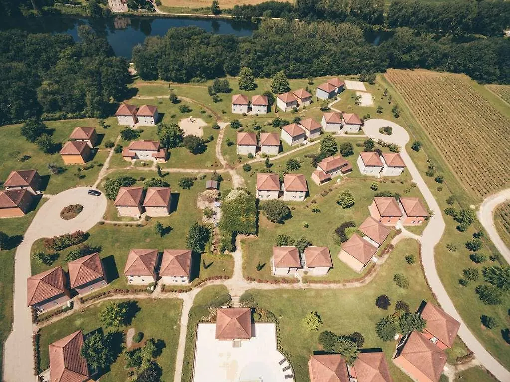 Holiday park Terres De France - Domaine De Claire Rive Hotel Prayssac